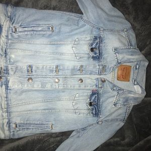 LEVI’S ‘EX BOYFRIEND TRUCKER JACKET’ (SIZE M)